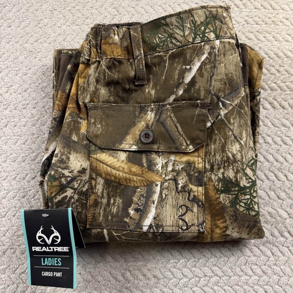 RealTree Camouflage Pants Women's Size L (12-14) Hunting  Cargo Pockets  Ladies - Picture 14 of 15